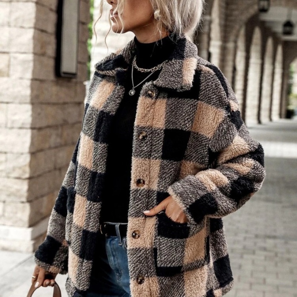 Buffalo Plaid Pattern Dual Pocket Drop Shoulder Flannel Coat